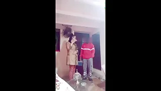 C&aacute;mara escondida - electricista ansioso no aguant&oacute; y me foll&oacute; por el culo